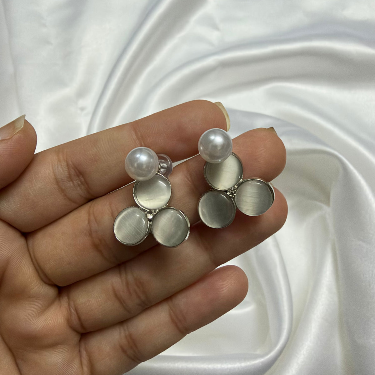Silver-toned Dangle Korean Earring