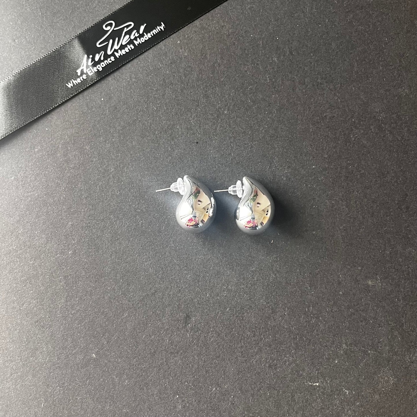 Silver Teardrop Earring