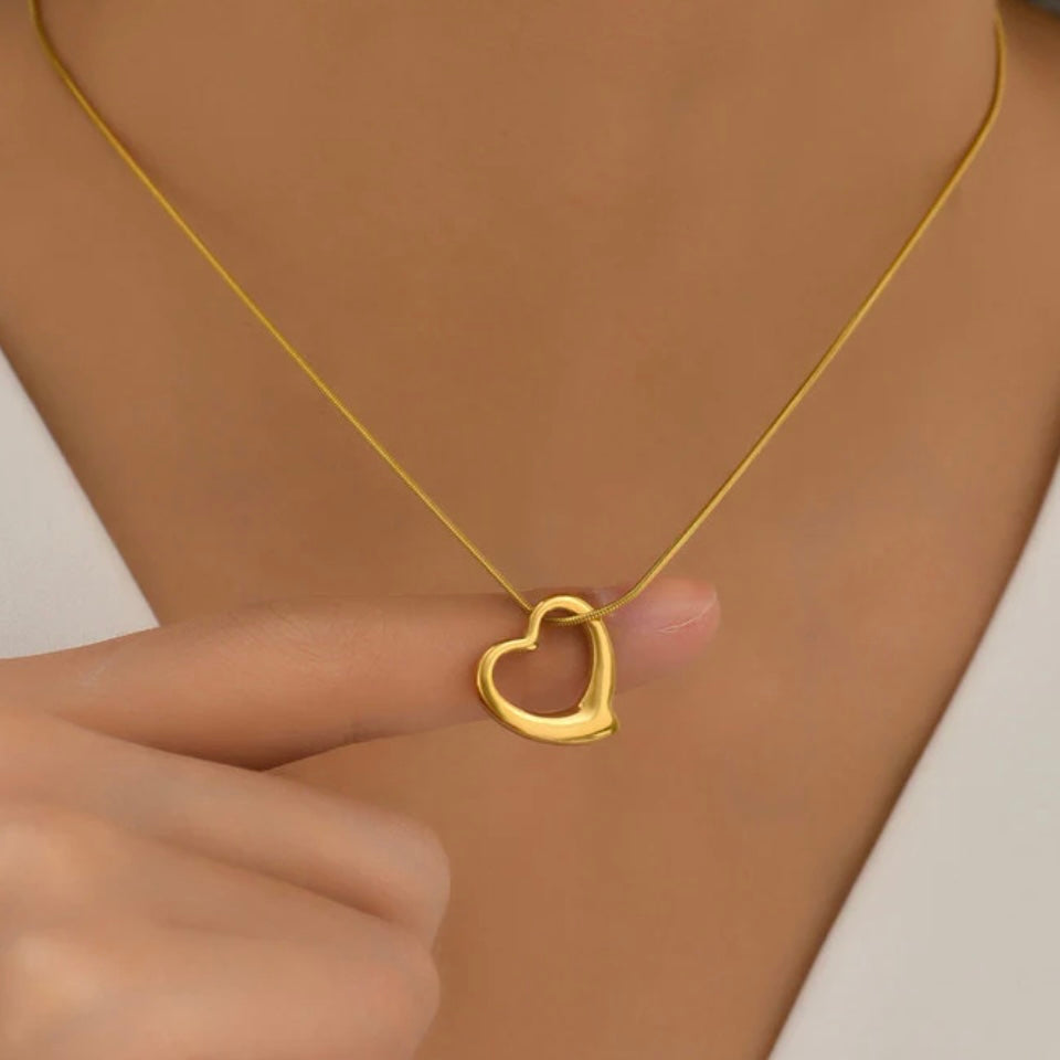 Gold Plated Anti Tarnish Heart Themed Pendant