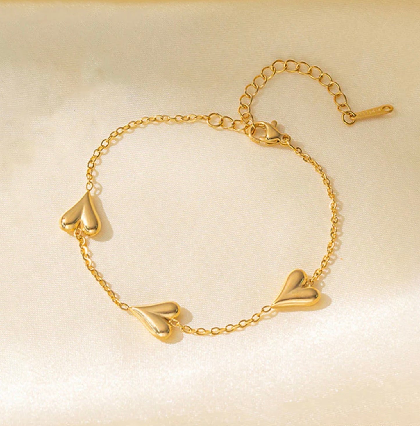Gold Plated Anti Tarnish Heart Bracelet
