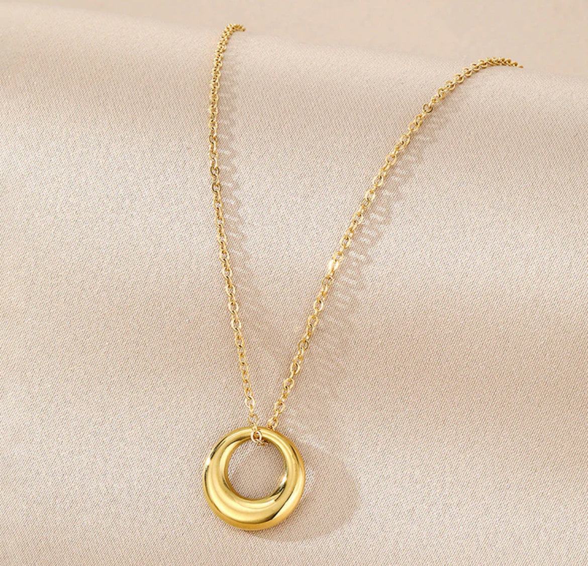 Viral Gold Plated Stainless Steel Anti Tarnish Geometric Circle Pendant