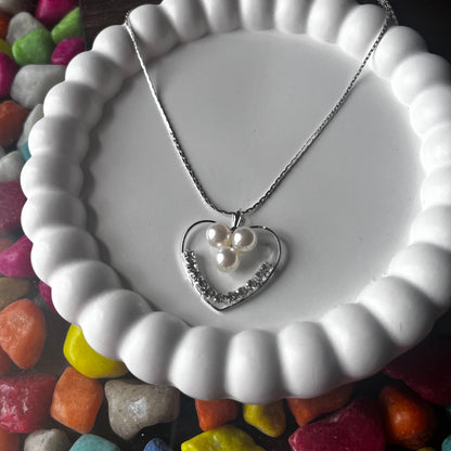 Heart & Pearl Necklace Set