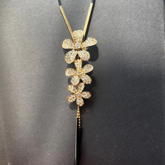 Jewel Stoned Ethnic Pendant Ain Wear - Where Elegance Meets Modernity!
