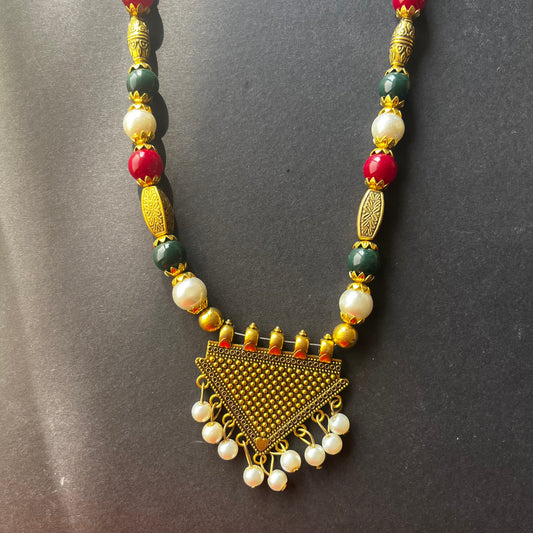Traditional Alloy Contemprary Necklace Ain Wear - Where Elegance Meets Modernity!