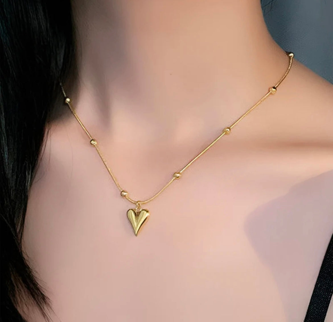 Viral Anti Tarnish Love Heart Necklace