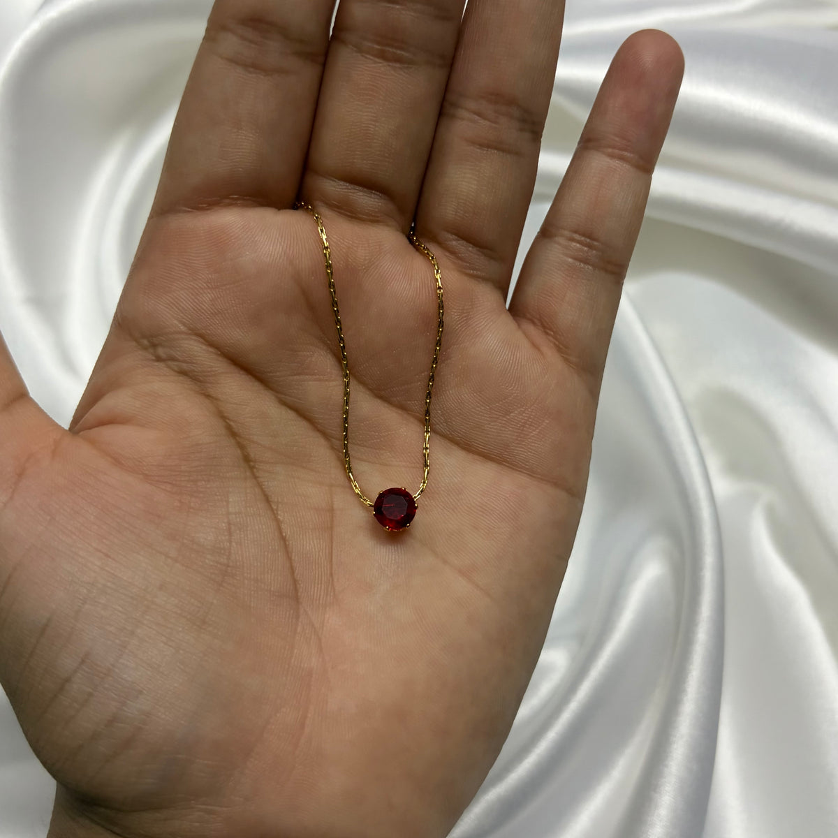Viral Anti Tarnish Solitaire Red Necklace