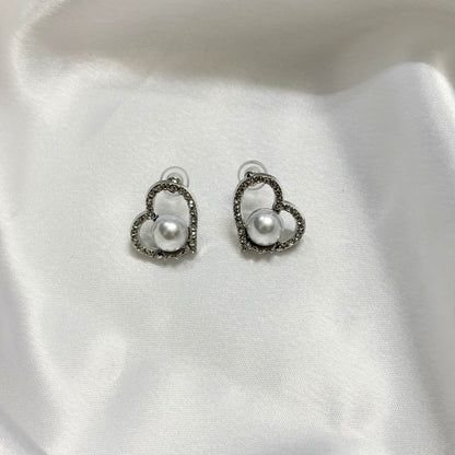 Heart Pearl Korean Earrings