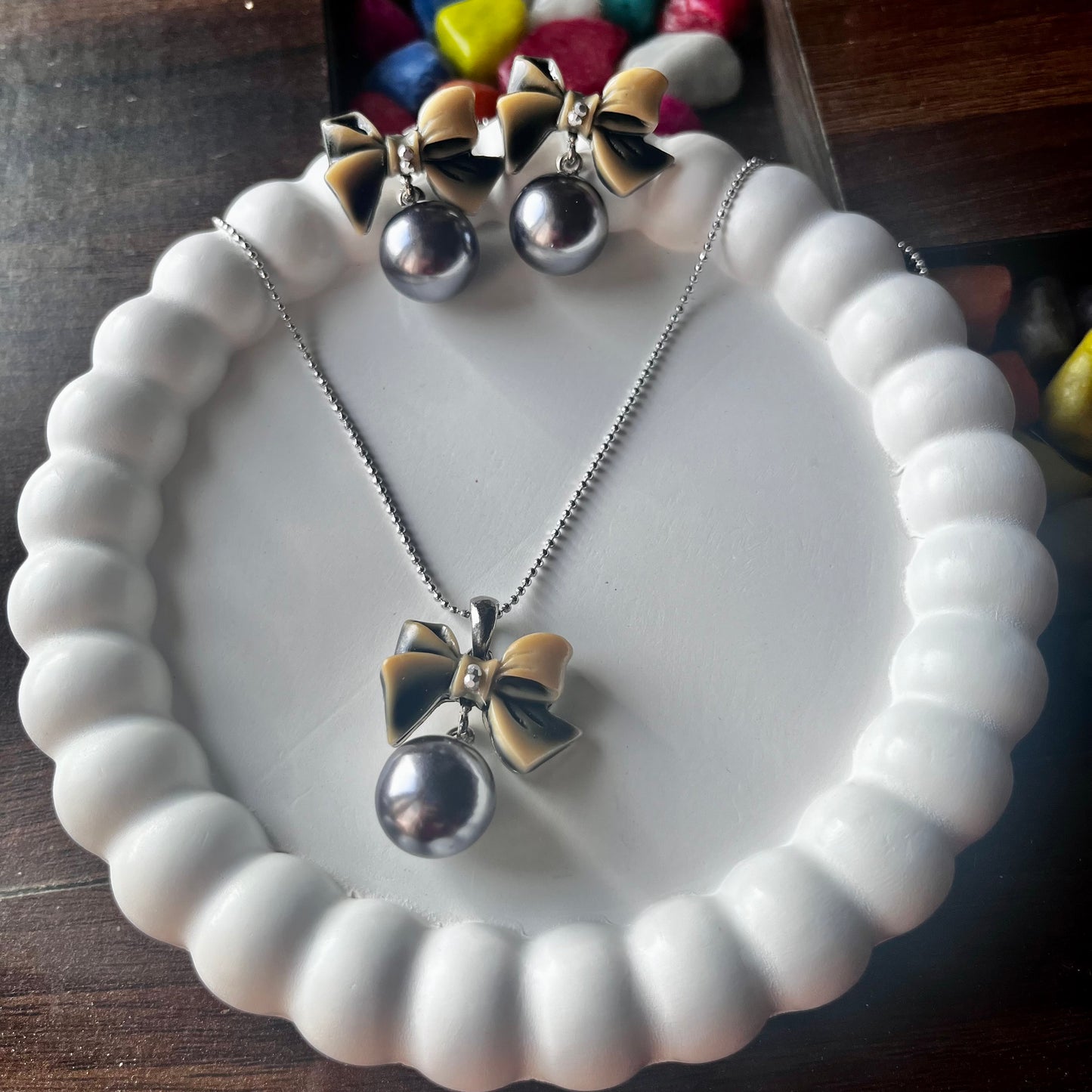 Cute Bow Pendant & Earrings Set