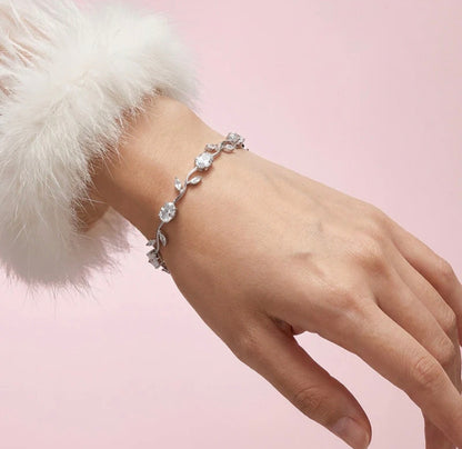 Viral Silver Tulip Anti Tarnish Bracelet