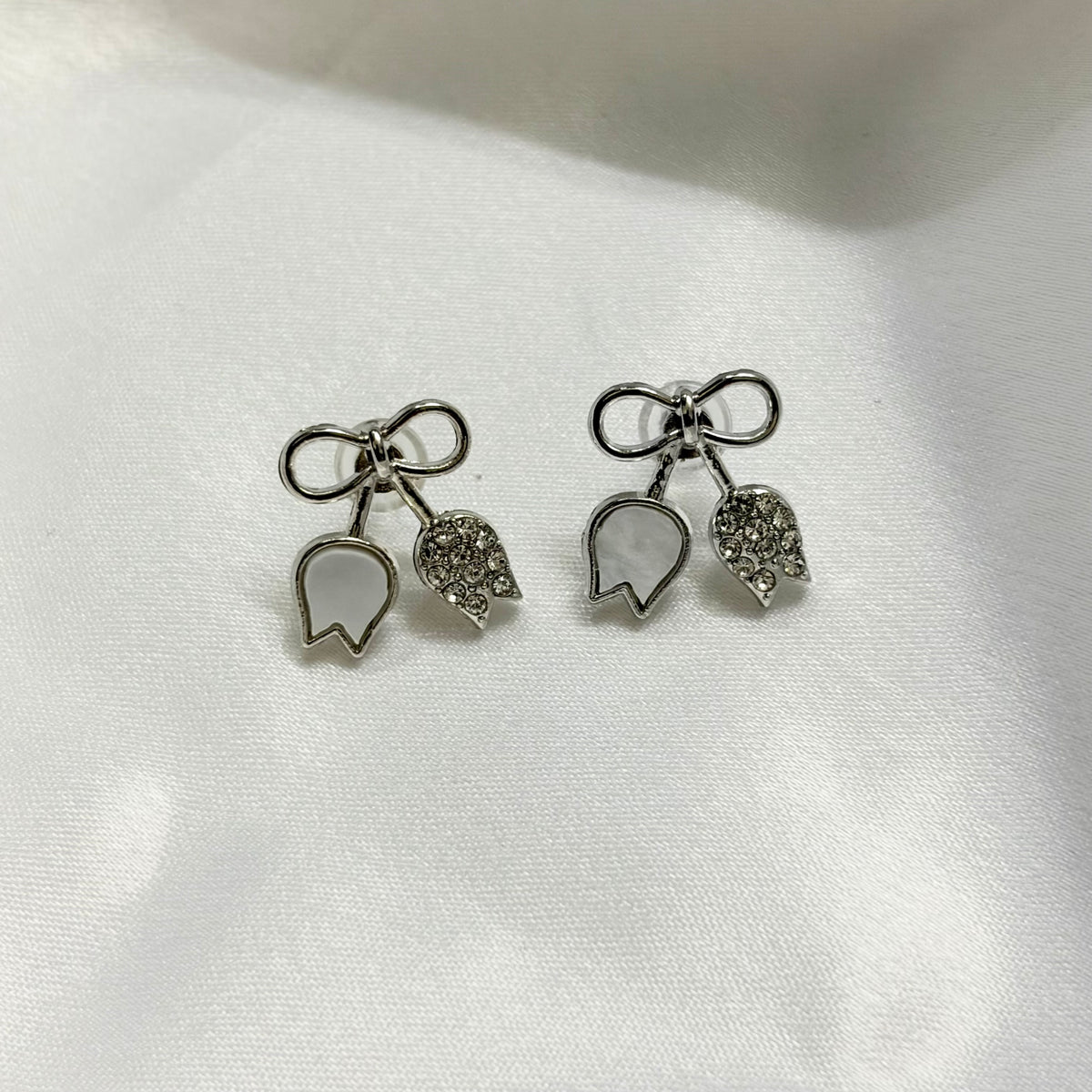 Silver White Bow Korean Earrings