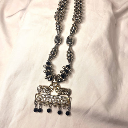 Traditional Alloy Contemprary Necklace Design 2 Ain Wear - Where Elegance Meets Modernity!