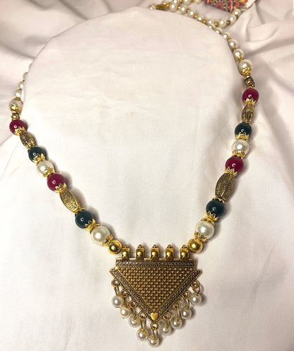 Traditional Alloy Contemprary Necklace Ain Wear - Where Elegance Meets Modernity!