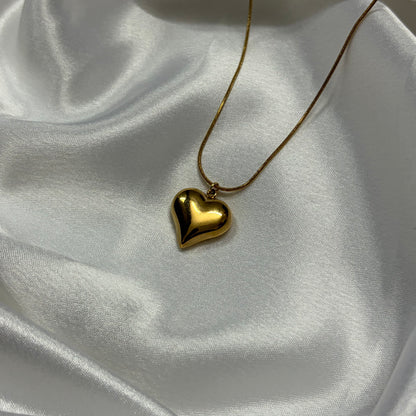 Viral Dainty Gold Heart Pendant Necklace
