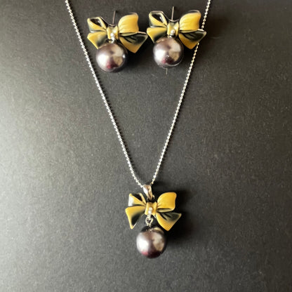 Cute Bow Pendant & Earrings Set