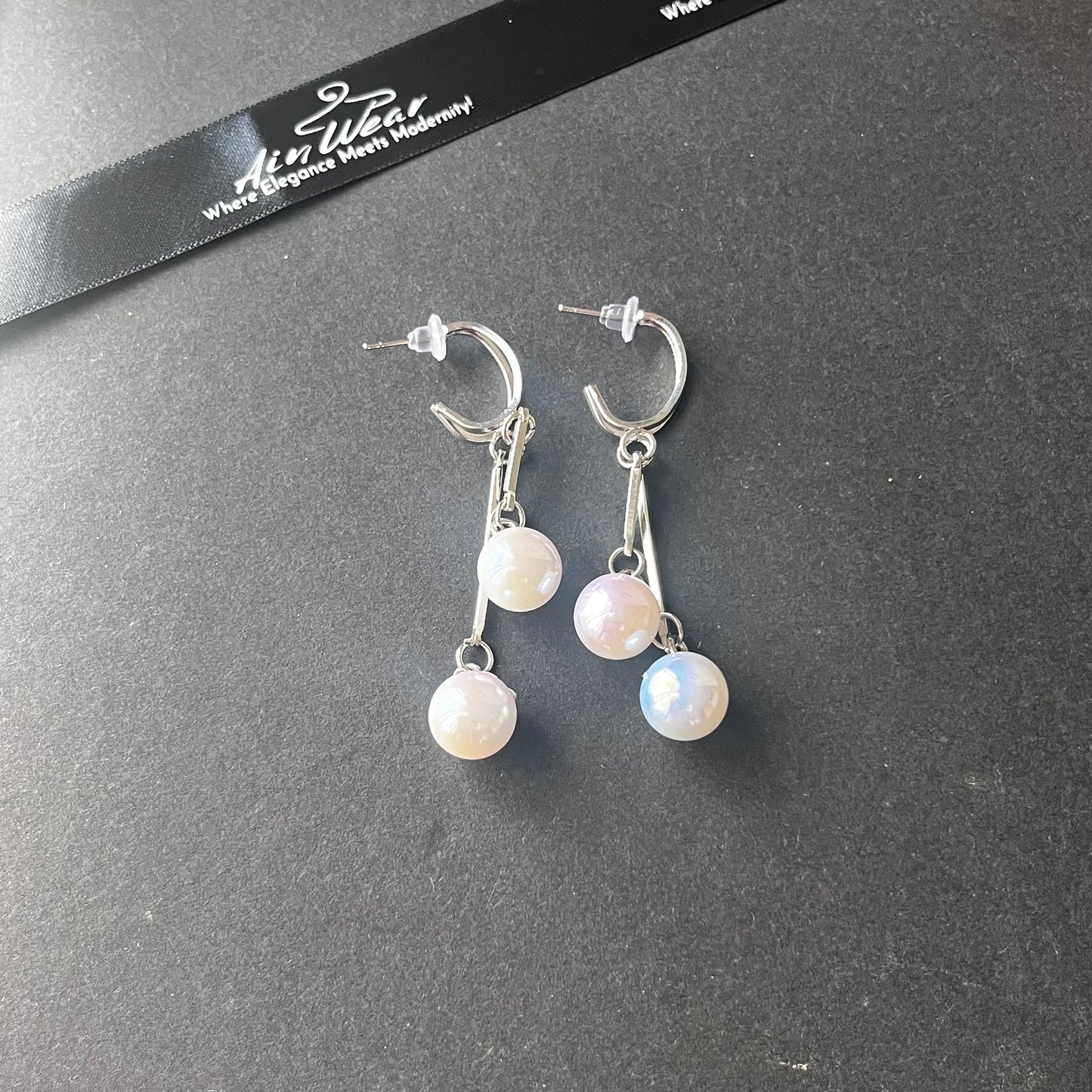 Luna Earrings (Holographic Pearl)