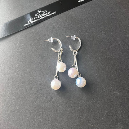 Luna Earrings (Holographic Pearl)