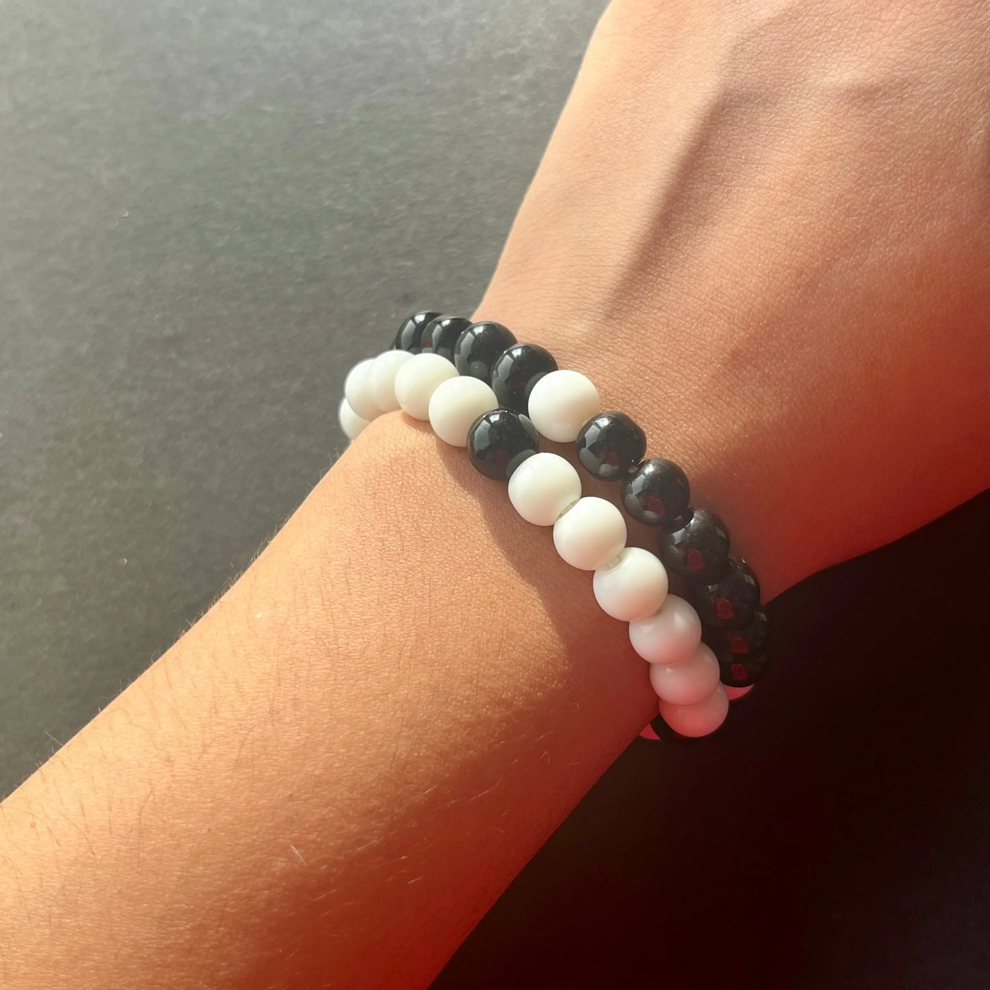 Black & White Distance Bracelets Ain Wear - Where Elegance Meets Modernity!