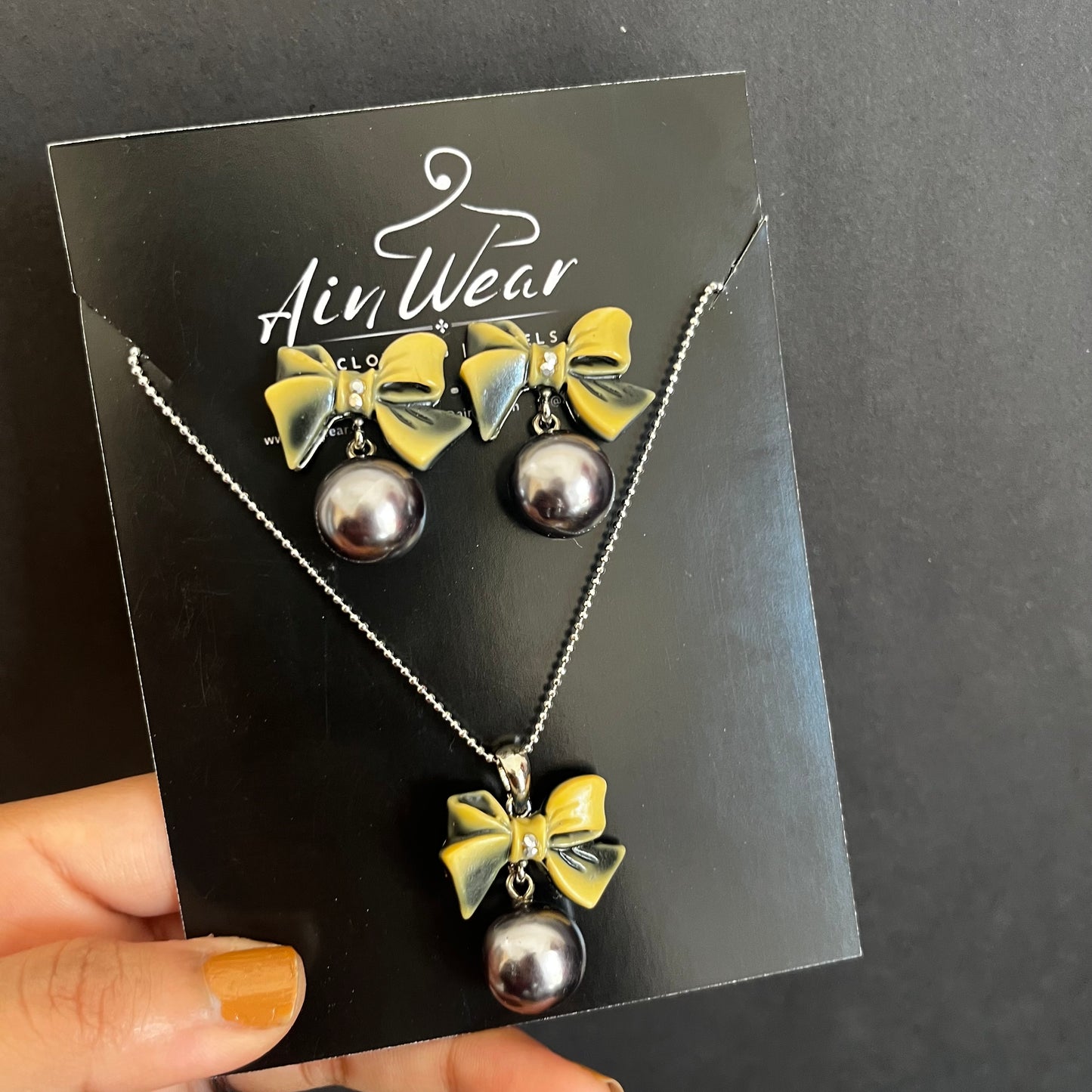 Cute Bow Pendant & Earrings Set