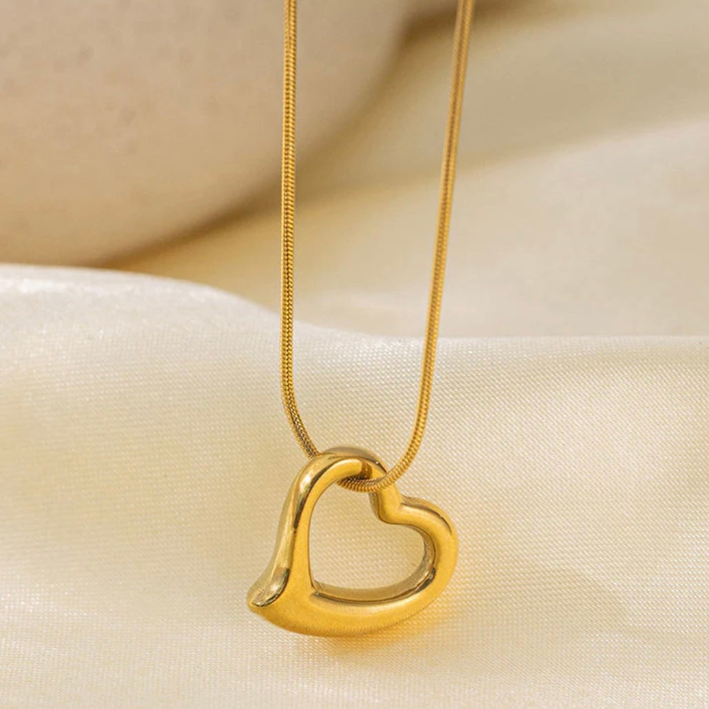 Gold Plated Anti Tarnish Heart Themed Pendant