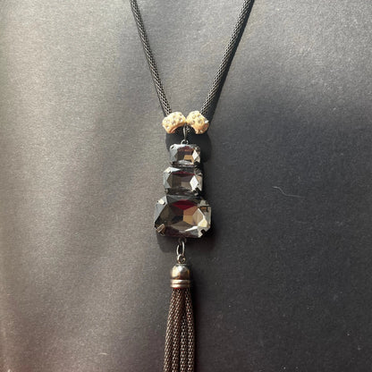 Black Ethnic Pendant Ain Wear - Where Elegance Meets Modernity!