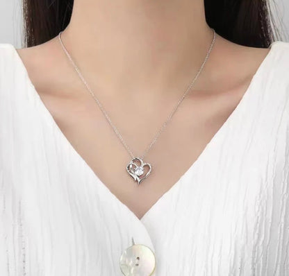 Viral Anti Tarnish American Diamond Studded Heart Pendant