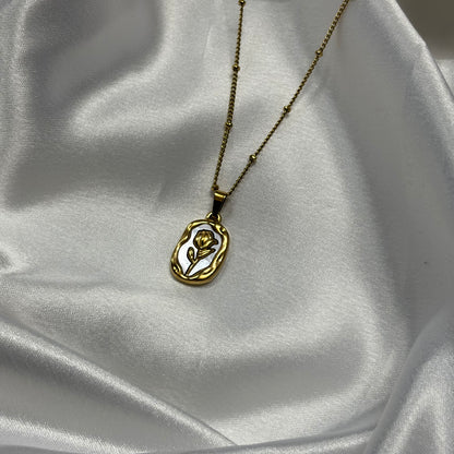 Viral Anti Tarnish Rose White Pendant