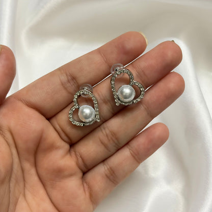 Viral Korean Earrings Gift (With Red Box)