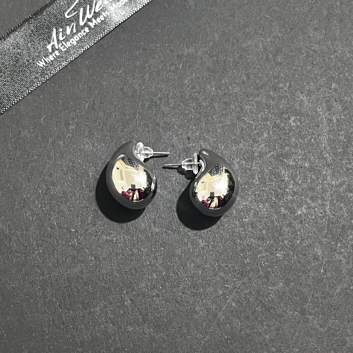 Silver Teardrop Earring