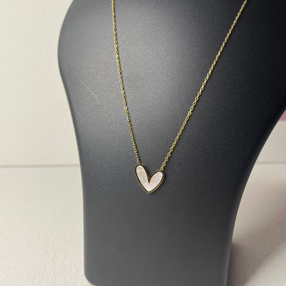 Aesthetic Gold Plated Anti Tarnish Heart Themed Pendant