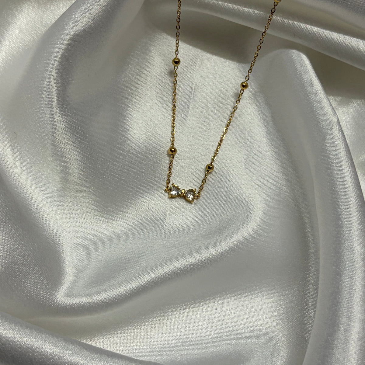 Viral Dainty Bow Anti Tarnish Pendant