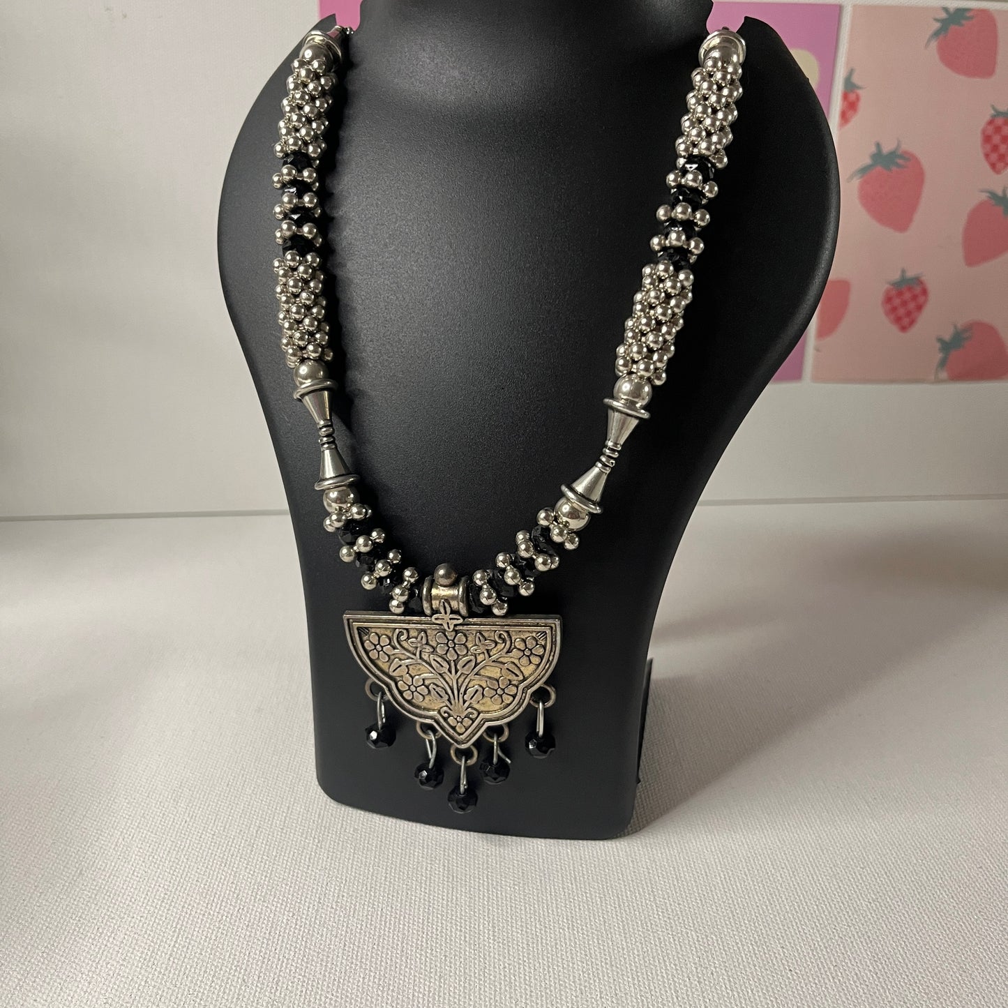 Alloy Contemprary Necklace