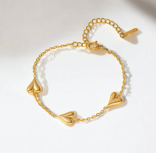 Gold Plated Anti Tarnish Heart Bracelet