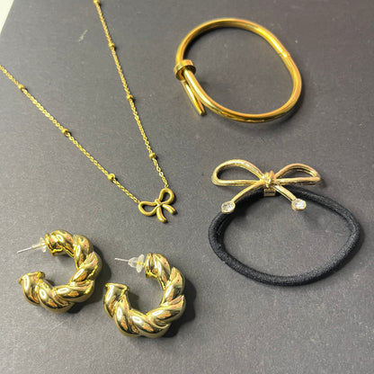 Raksha Bandhan Gift For Sister Combo 2