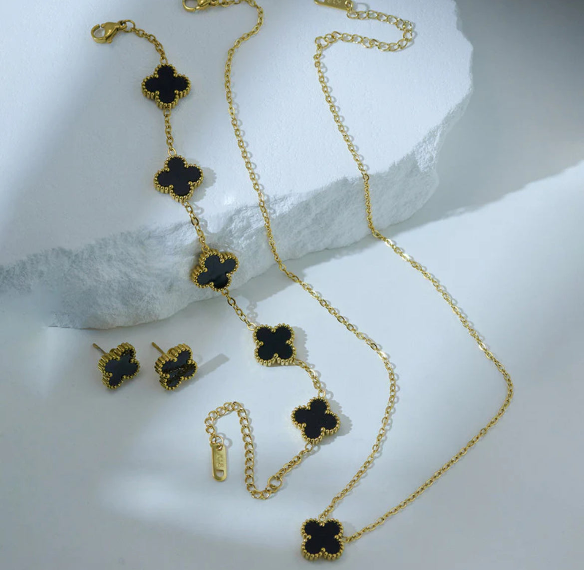 Viral Stainless Steel Gold Plated Set Of Black Anti Tarnish Clover Jewellery Set For Girls And Women