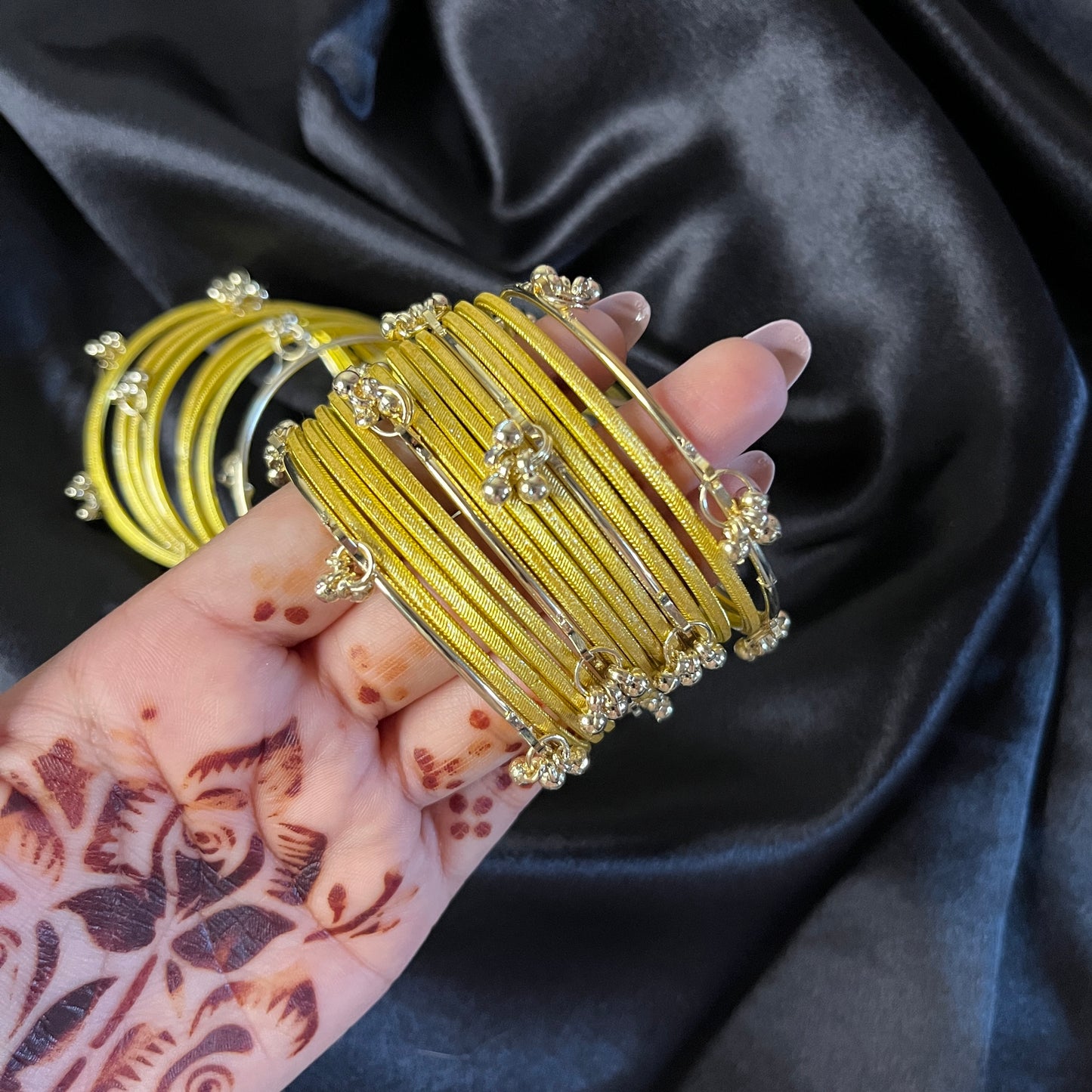 Viral Golden & Silver Kashmiri Bangles