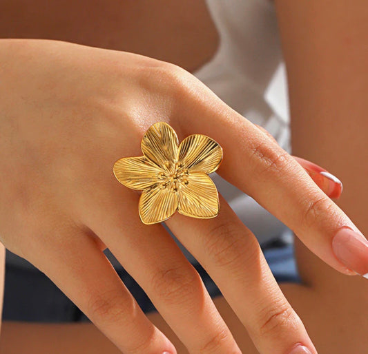 Gold Plated Anti Tarnish Stainless Steel Floral Themed Ring
