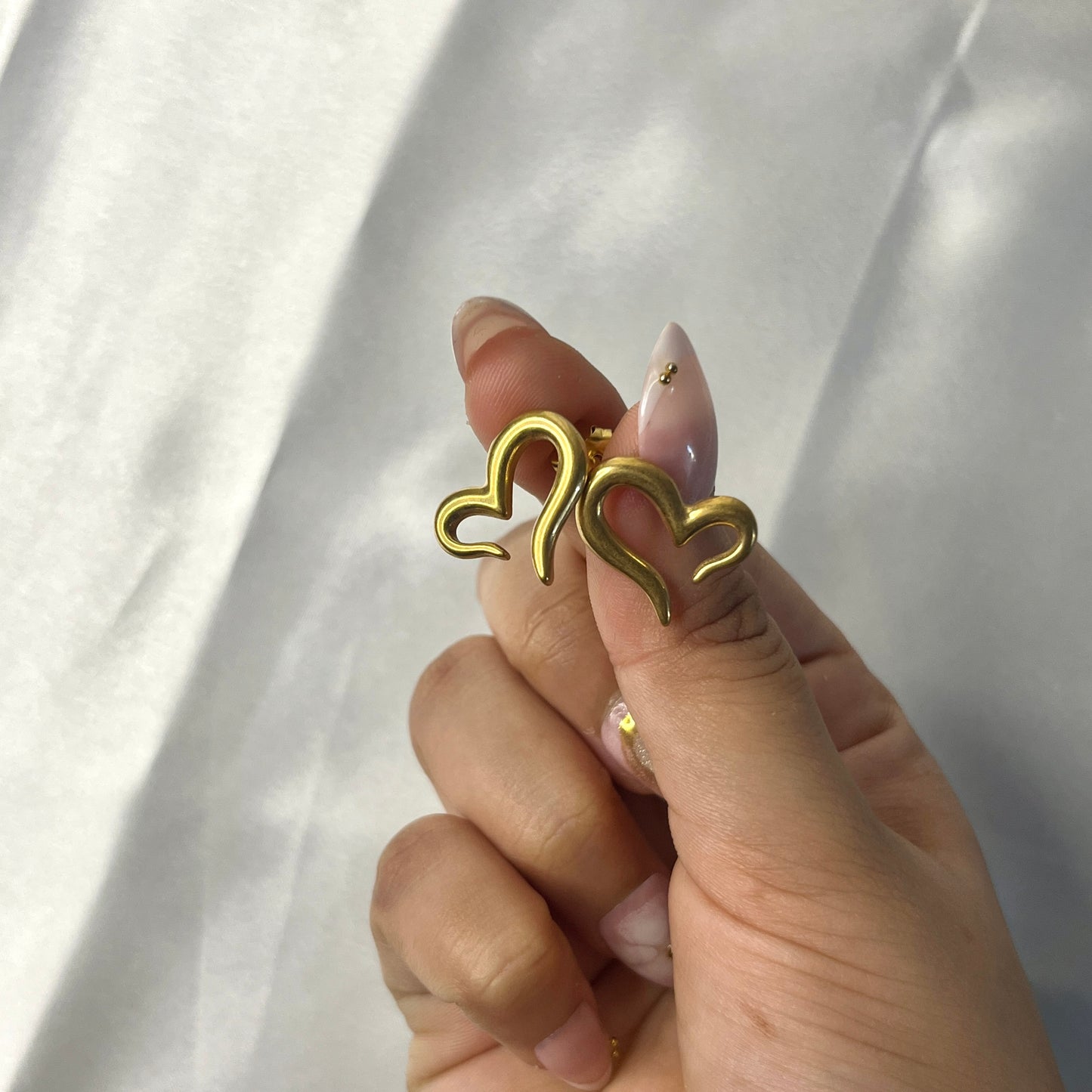 Anti Tarnish Gold Plated Heart Themed Stud Earrings