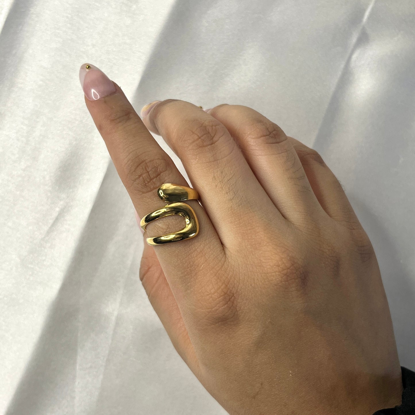 Viral Gold Plated Anti Tarnish Adjustable Finger Ring Gold